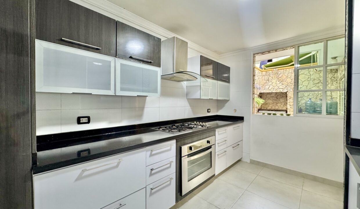 CASA EN VENTA BRISAS DEL LAGO RODADERO SANTA MARTA16