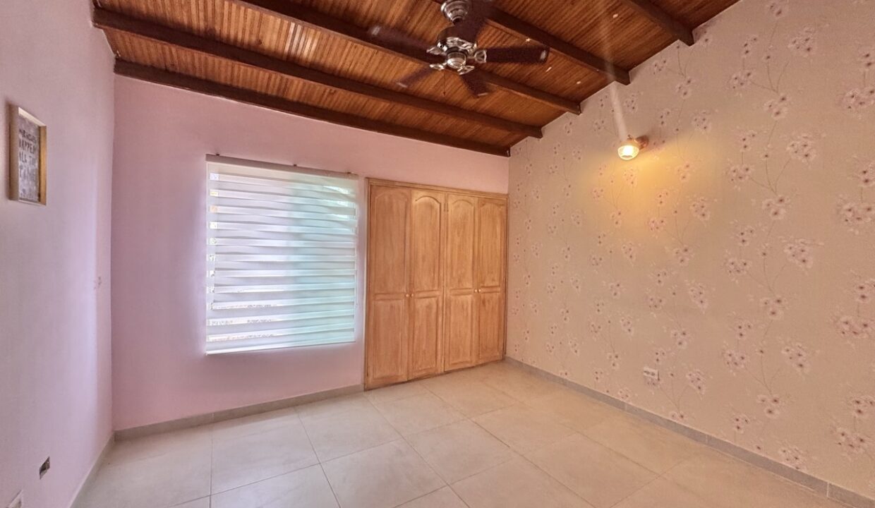 CASA EN VENTA BRISAS DEL LAGO RODADERO SANTA MARTA23