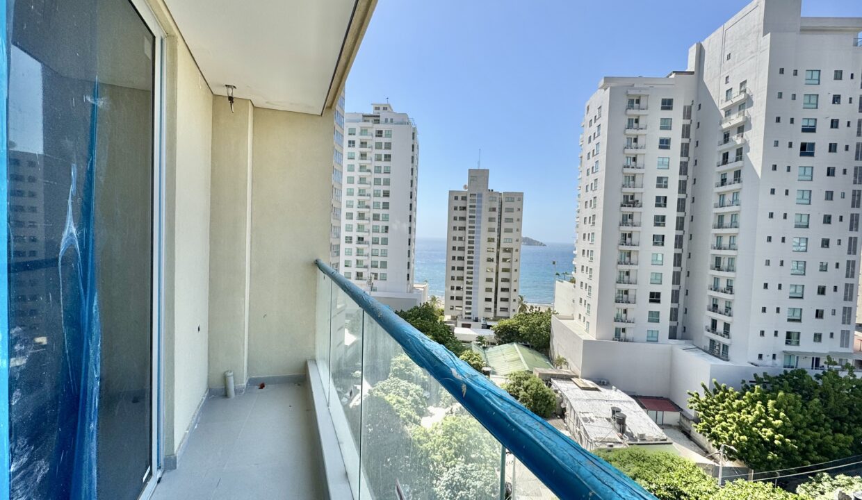 APARTAMENTO EN VENTA en santa marta almirante apartasuitesIMG_8156