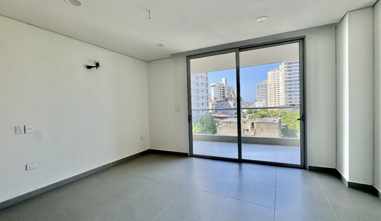 APARTAMENTO EN VENTA en santa marta almirante apartasuitesIMG_8168
