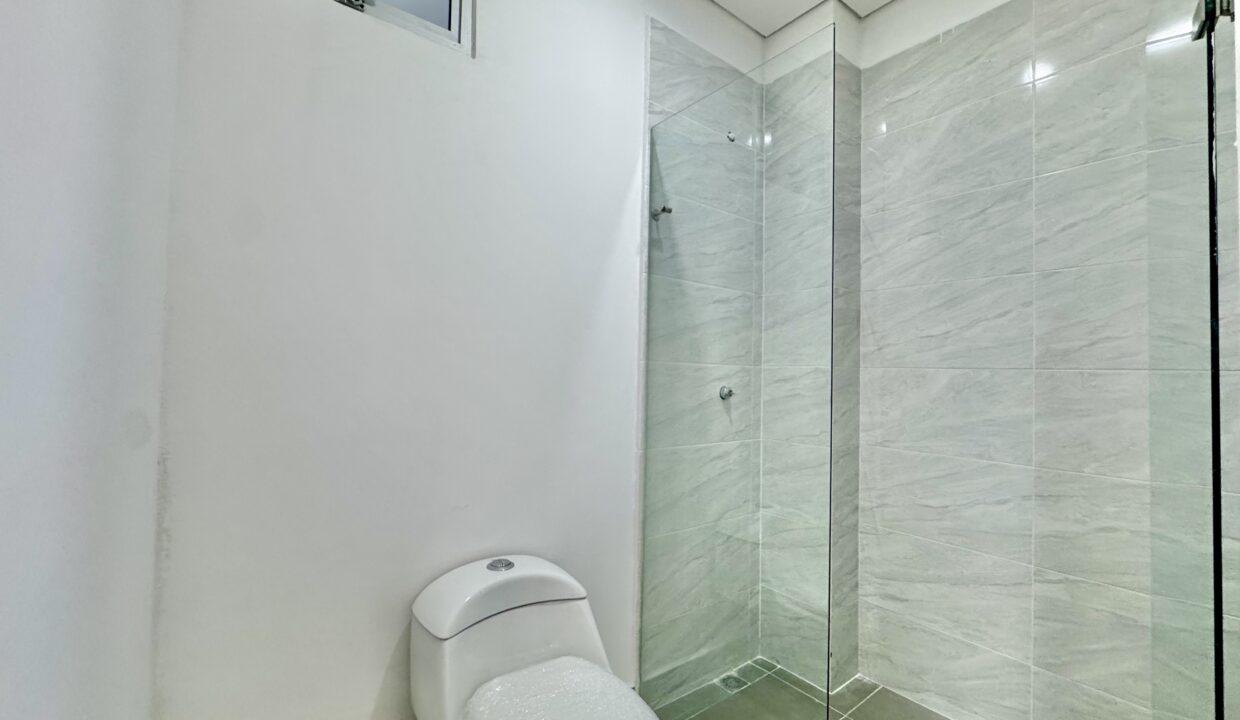 APARTAMENTO EN VENTA en santa marta almirante apartasuitesIMG_8172