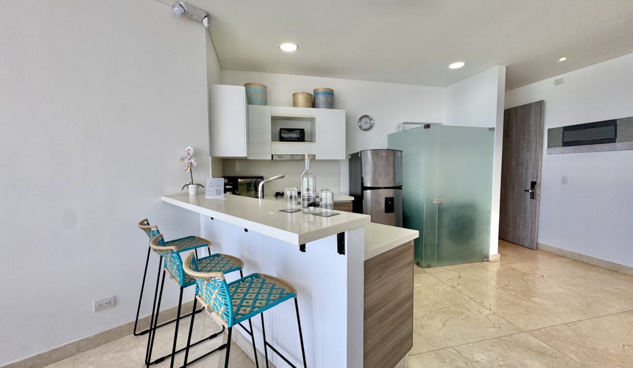 APARTAMETNO EN VENTA santa marta. grand marina apartasuites bellavistaIMG_8034