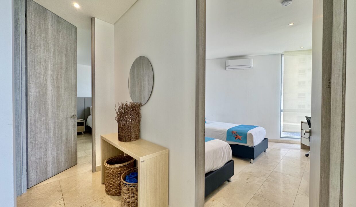 APARTAMETNO EN VENTA santa marta. grand marina apartasuites bellavistaIMG_8037