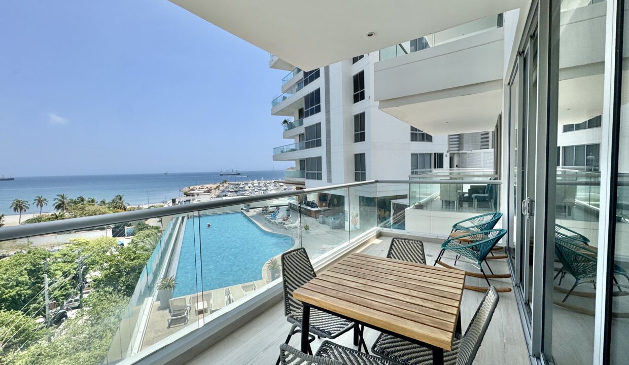 APARTAMETNO EN VENTA santa marta. grand marina apartasuites bellavistaIMG_8050
