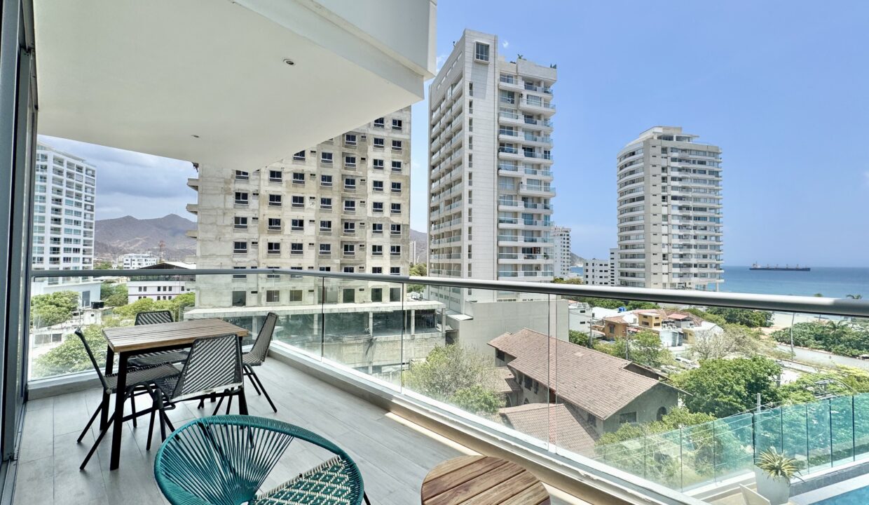 APARTAMETNO EN VENTA santa marta. grand marina apartasuites bellavistaIMG_8052